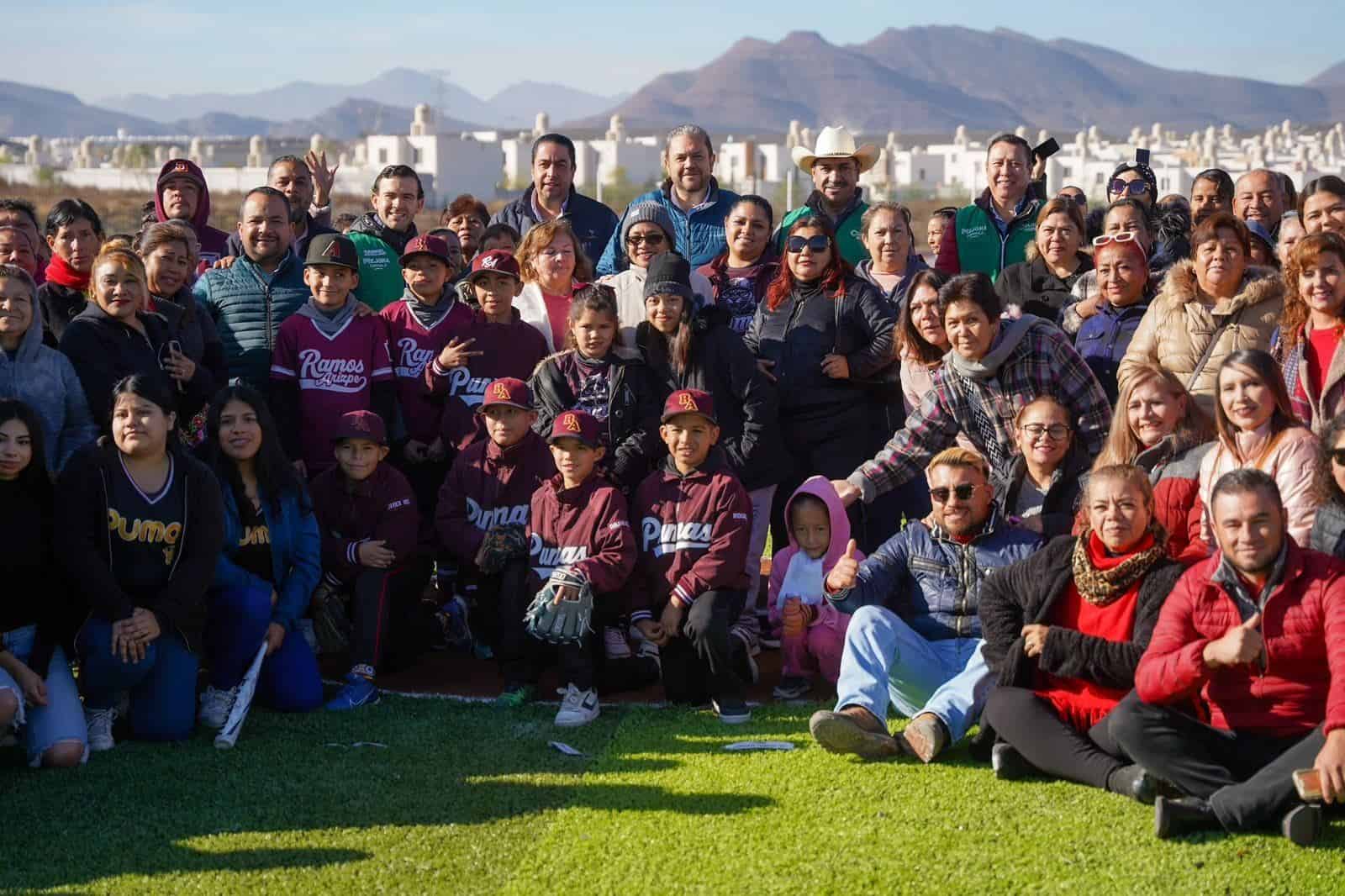 Inauguran Parque de Béisbol