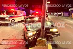 Incrusta auto en luminaria