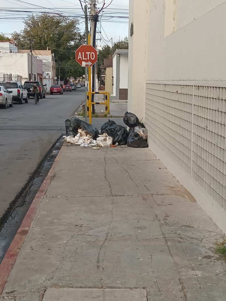 MUCHA BASURA Después de las Mañanitas a la Virgen de Guadalupe