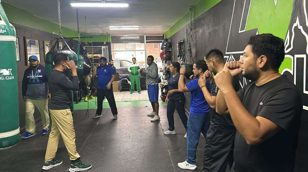 Certifican a entrenadores del gimnasio del IMSS