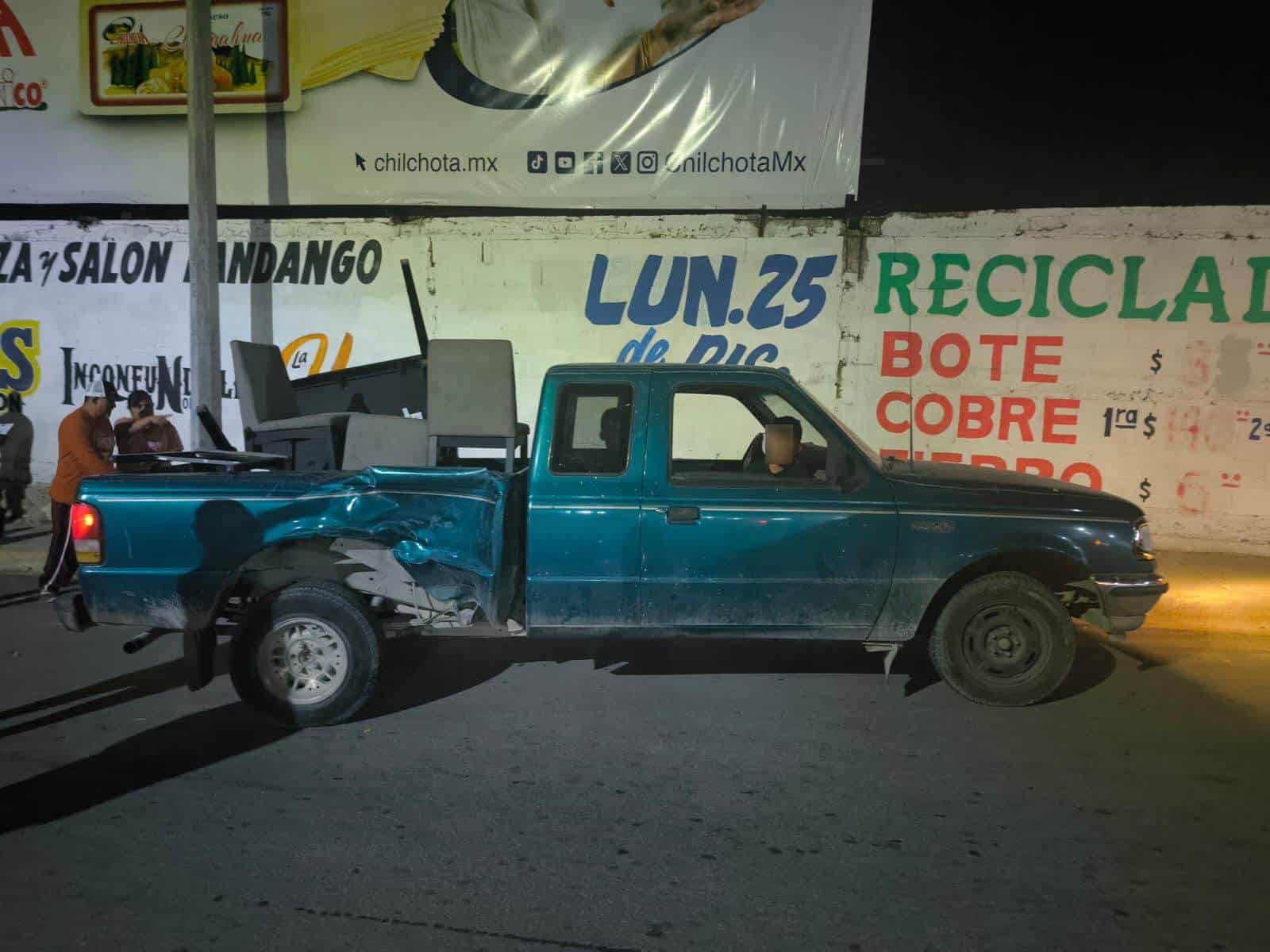 Accidente vial en Ciudad Acuña: Fuerte Colisión entre camioneta y motocicleta