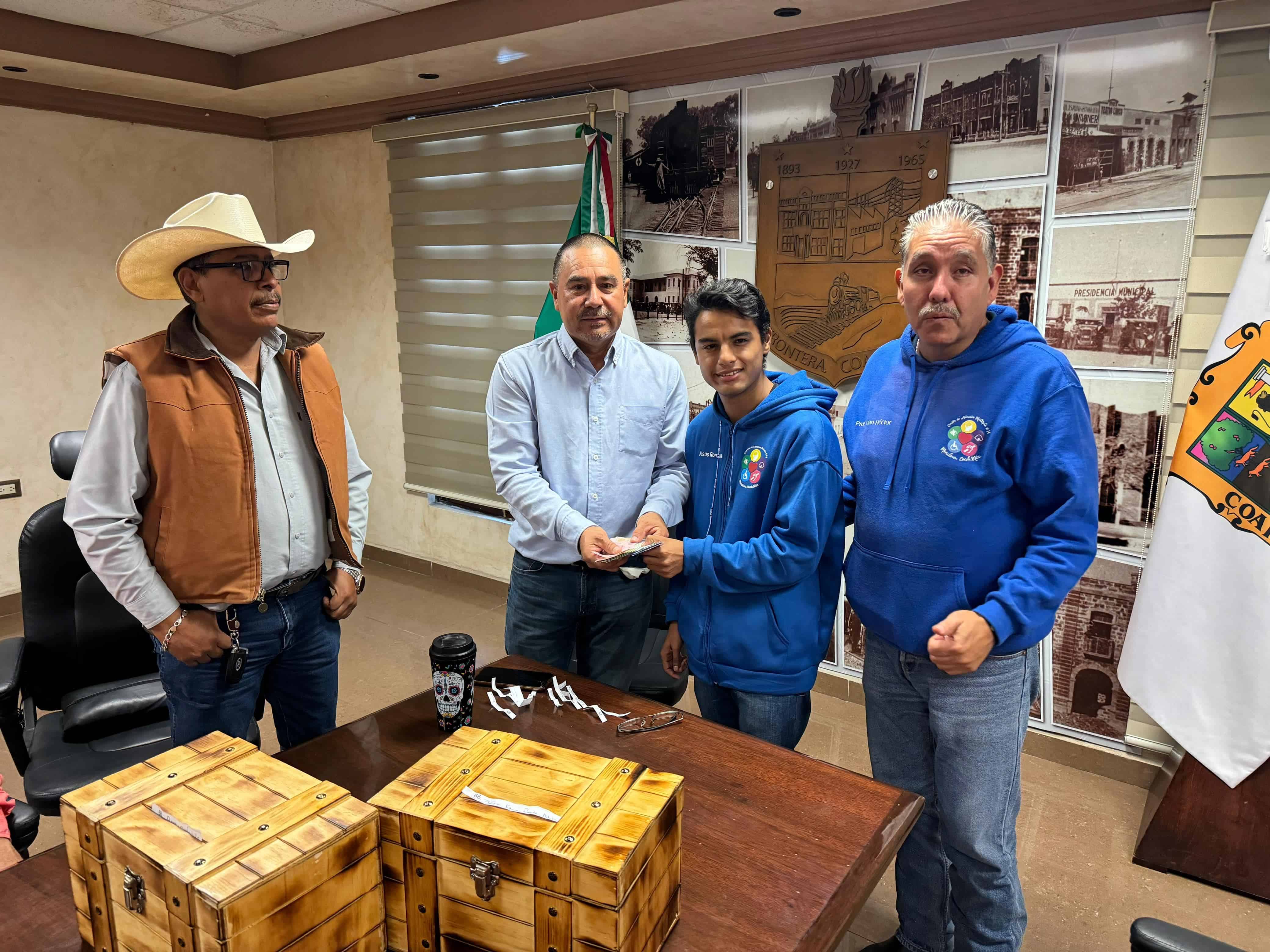 Héctor Díaz, del Área Laboral del CAM 14 agradeció la empatía mostrada por las autoridades  municipales, que harán posible cristalizar su Proyecto de Navidad 2024.