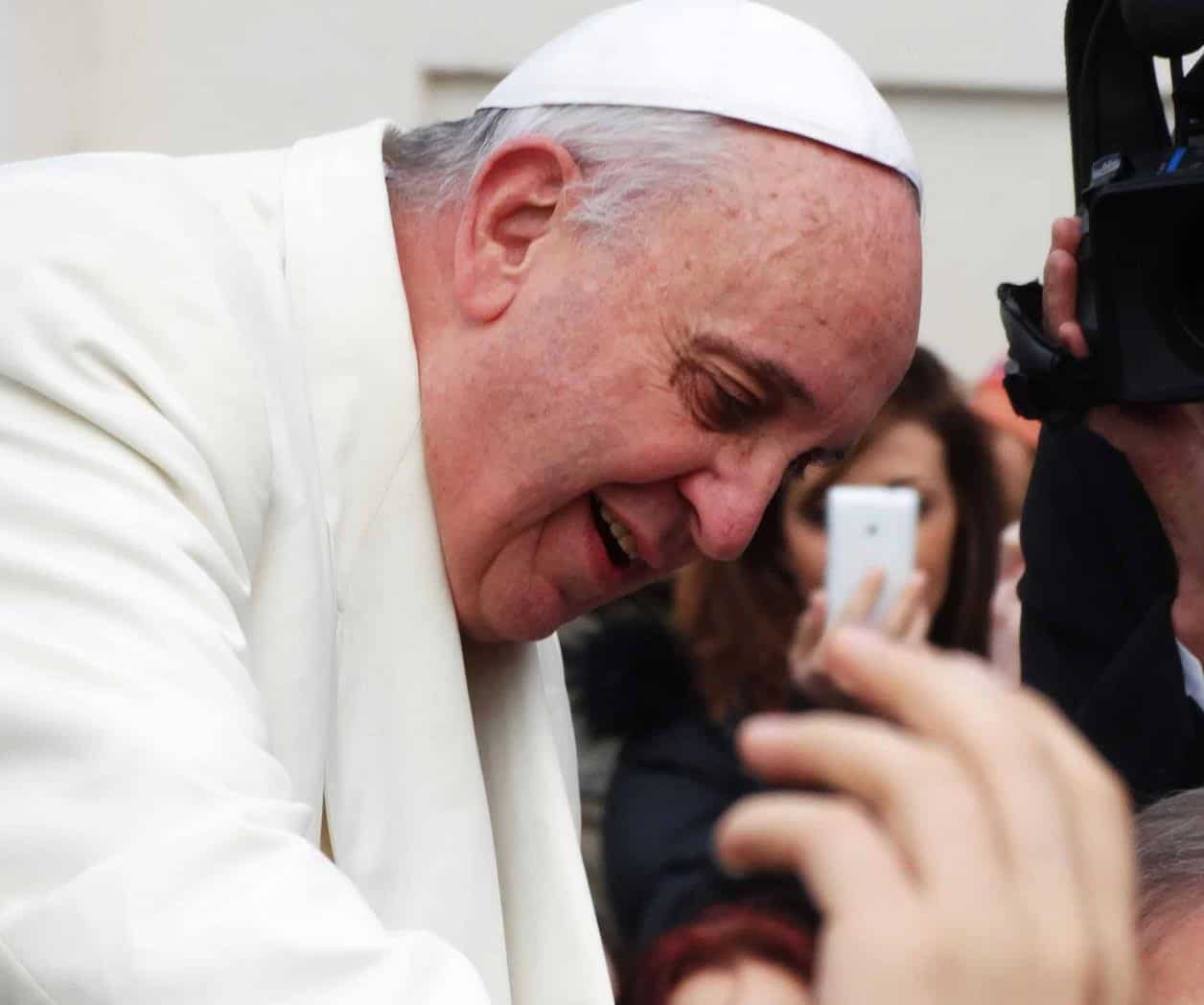 Papa Francisco confiesa que fue objetivo de un atentado en Irak