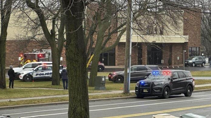 Tiroteo en USA en escuela cristiana deja tres muertos Tiroteo en USA en escuela cristiana deja tres muertos