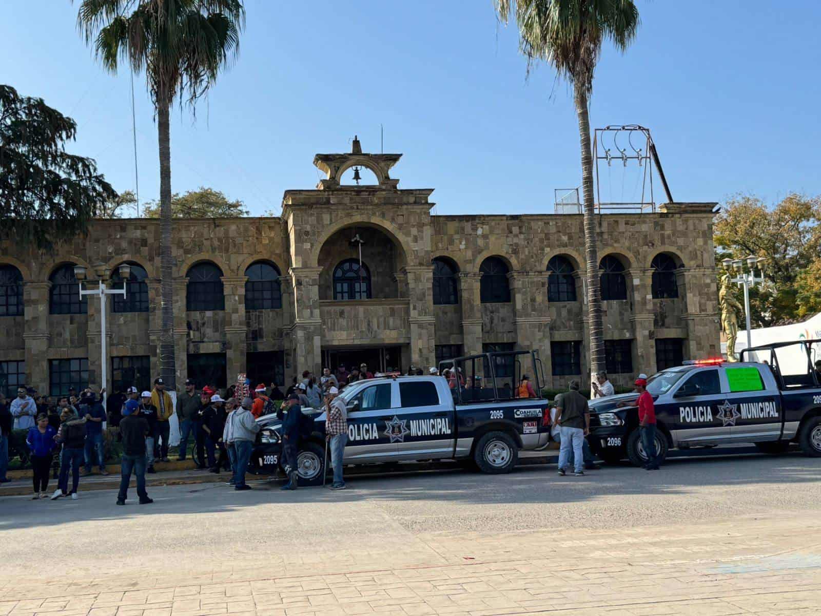 Recibirán funcionarios de Múzquiz pago de nómina con ayuda del Gobierno del Estado