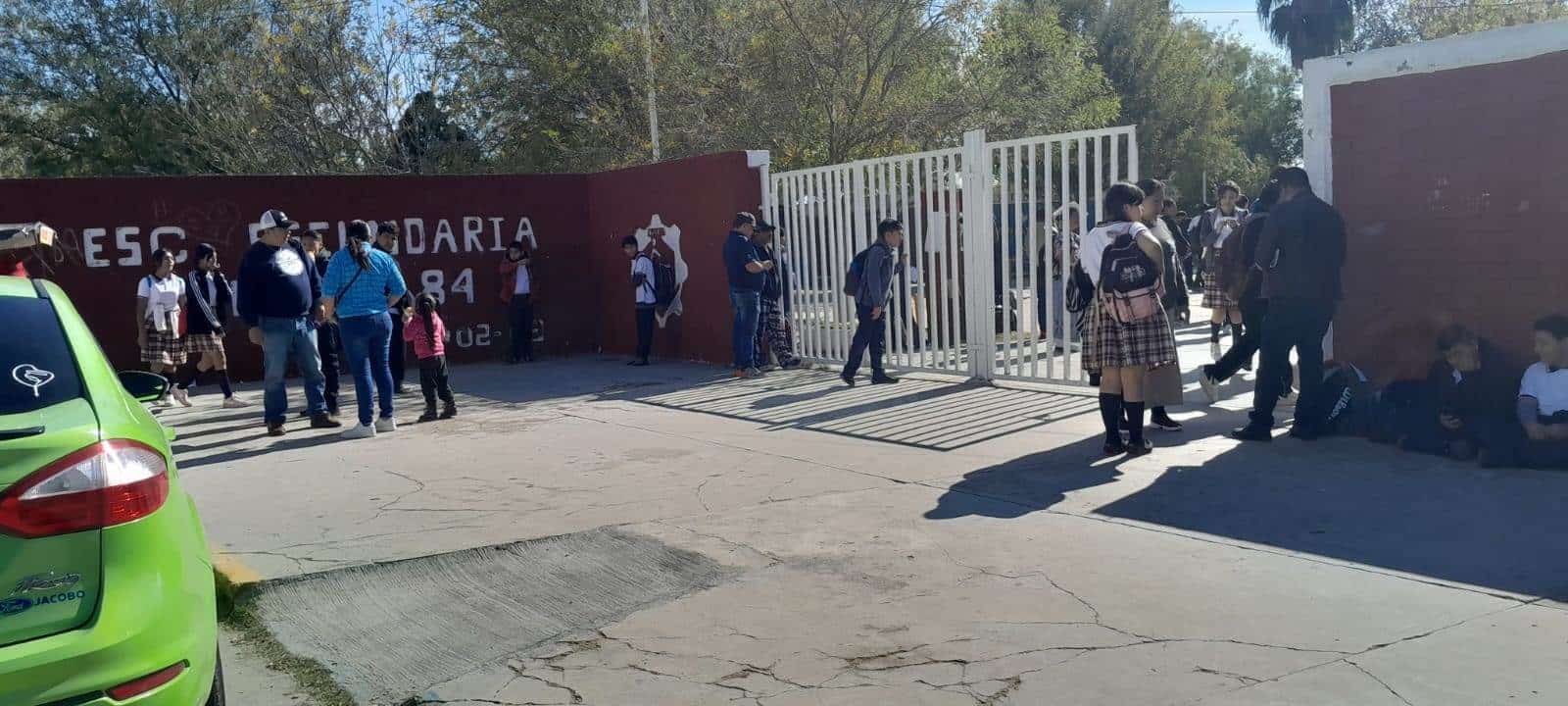 Escuelas se alistan para el regreso a clases con taller intensivo para docentes