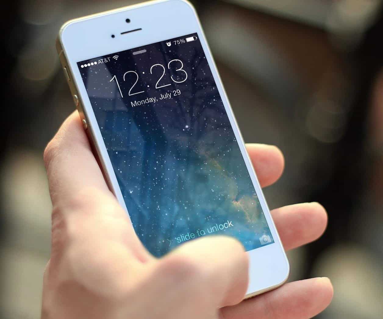 Brasil prohíbe los teléfonos celulares en las escuelas