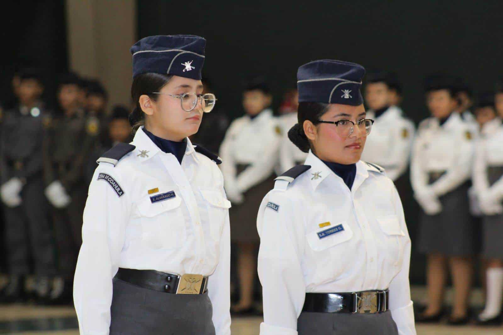 Reconocen a jóvenes del Pentatlón Deportivo Militarizado por su esfuerzo y crecimiento