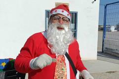 Pide ´Santa Claus´ apoyo a paisanos