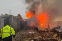 Se incendian tejabanes en la colonia Urbivilla