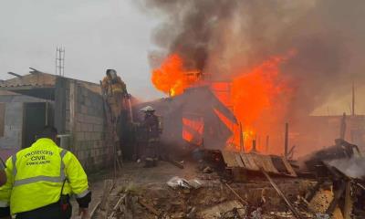 Se incendian tejabanes en la colonia Urbivilla