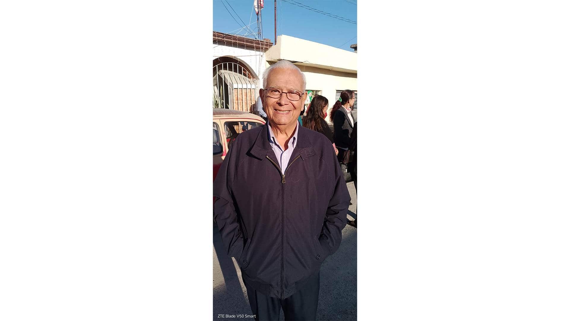 El secretario del Ayuntamiento, Ricardo Alfonso Maldonado Escobedo confirma la entrega ordenada de los vehículos municipales, garantizando la continuidad de los servicios esenciales.