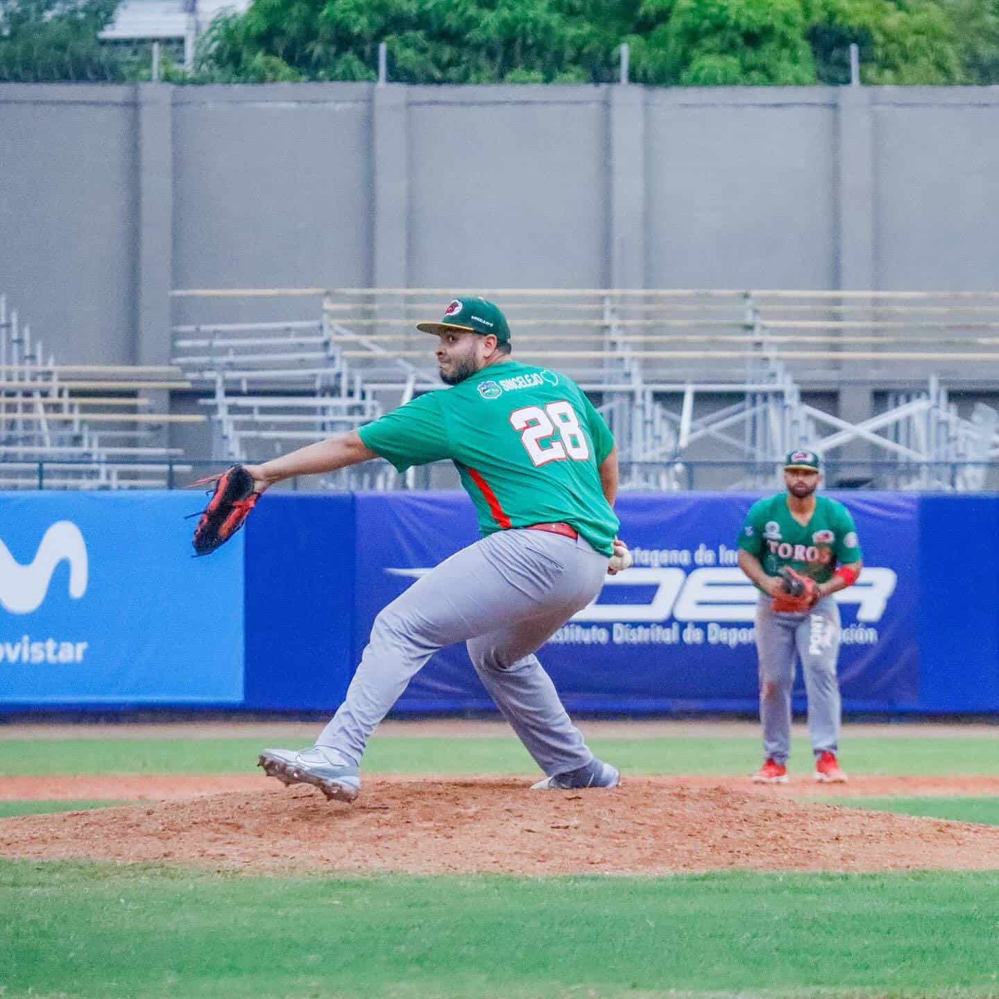 Daniel “El Pato” Flores sumó su primera victoria en el béisbol colombiano.