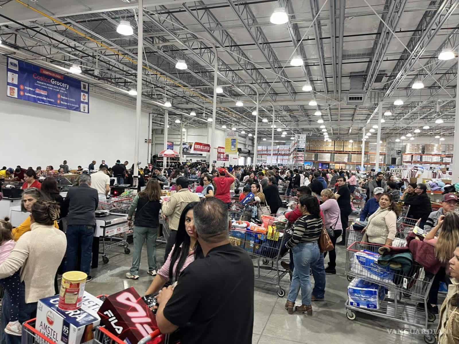 Caos en Saltillo por compras navideñas