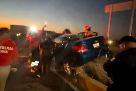 Accidente en la Carretera 57 Deja a Conductor Prensado y Varios Lesionados