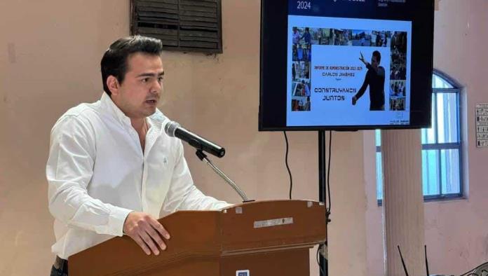 Regidor priista rinde informe de trabajo