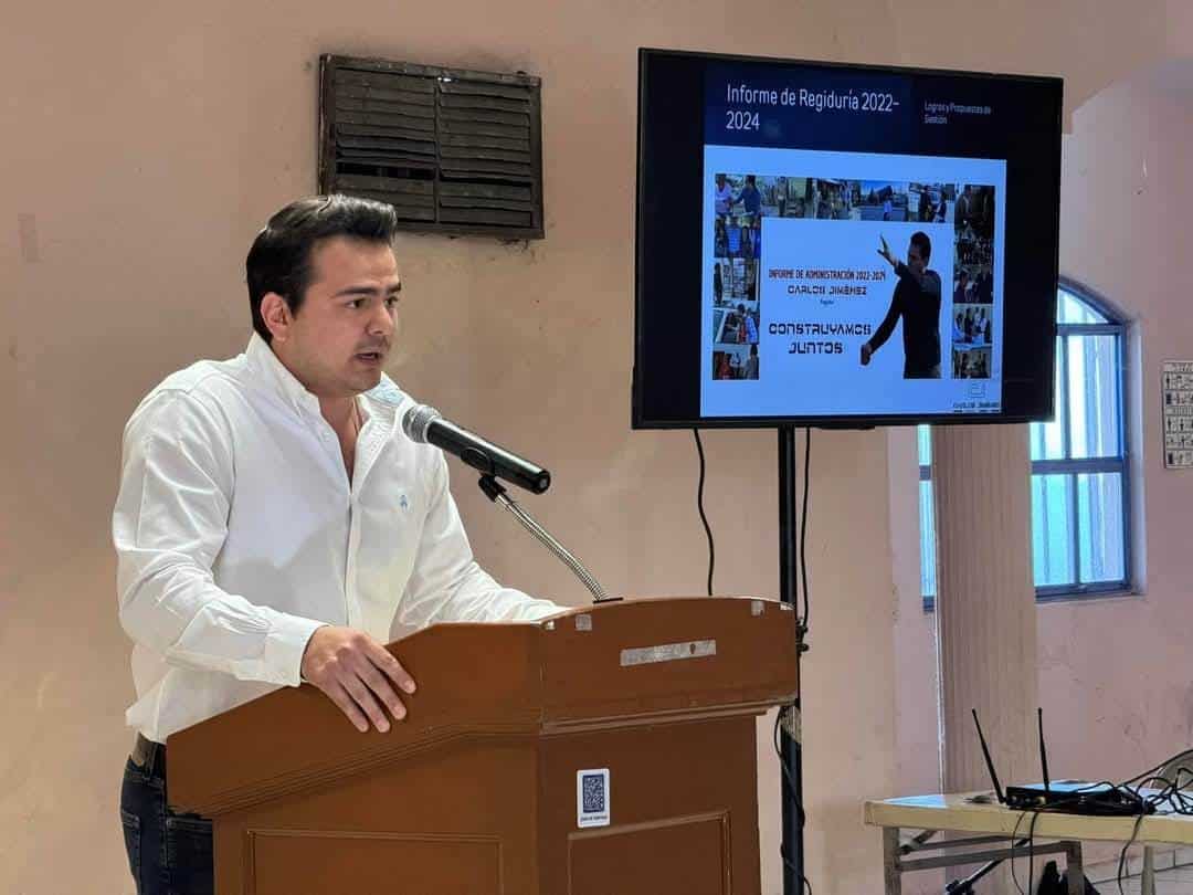 El Regidor Carlos Jiménez Villarreal rindió su informe de trabajo de los tres años de gestión en Sabinas.
