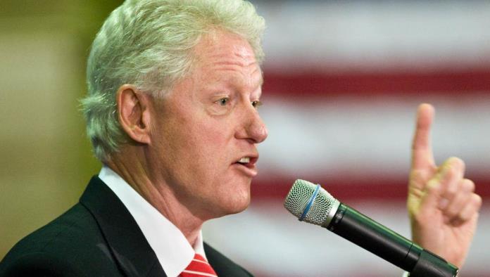 Hospitalizan a Bill Clinton