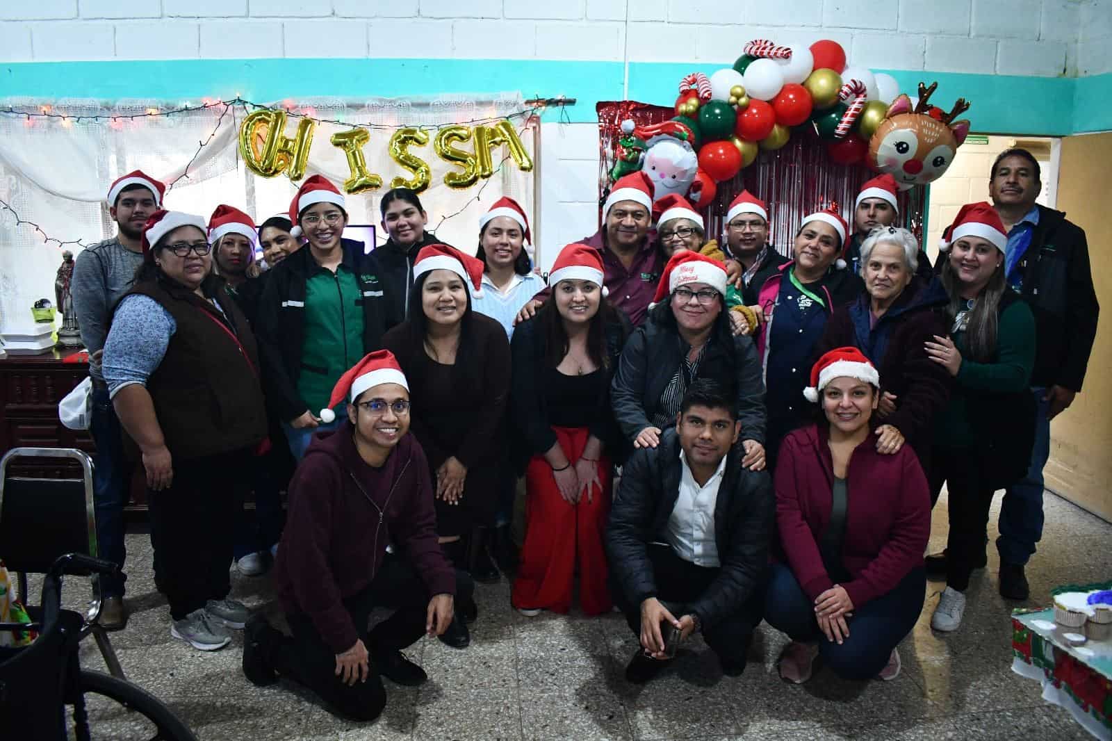 Celebran Navidaden el Asilo San Vicente de Paul: Un Día de Alegría para los Abuelos