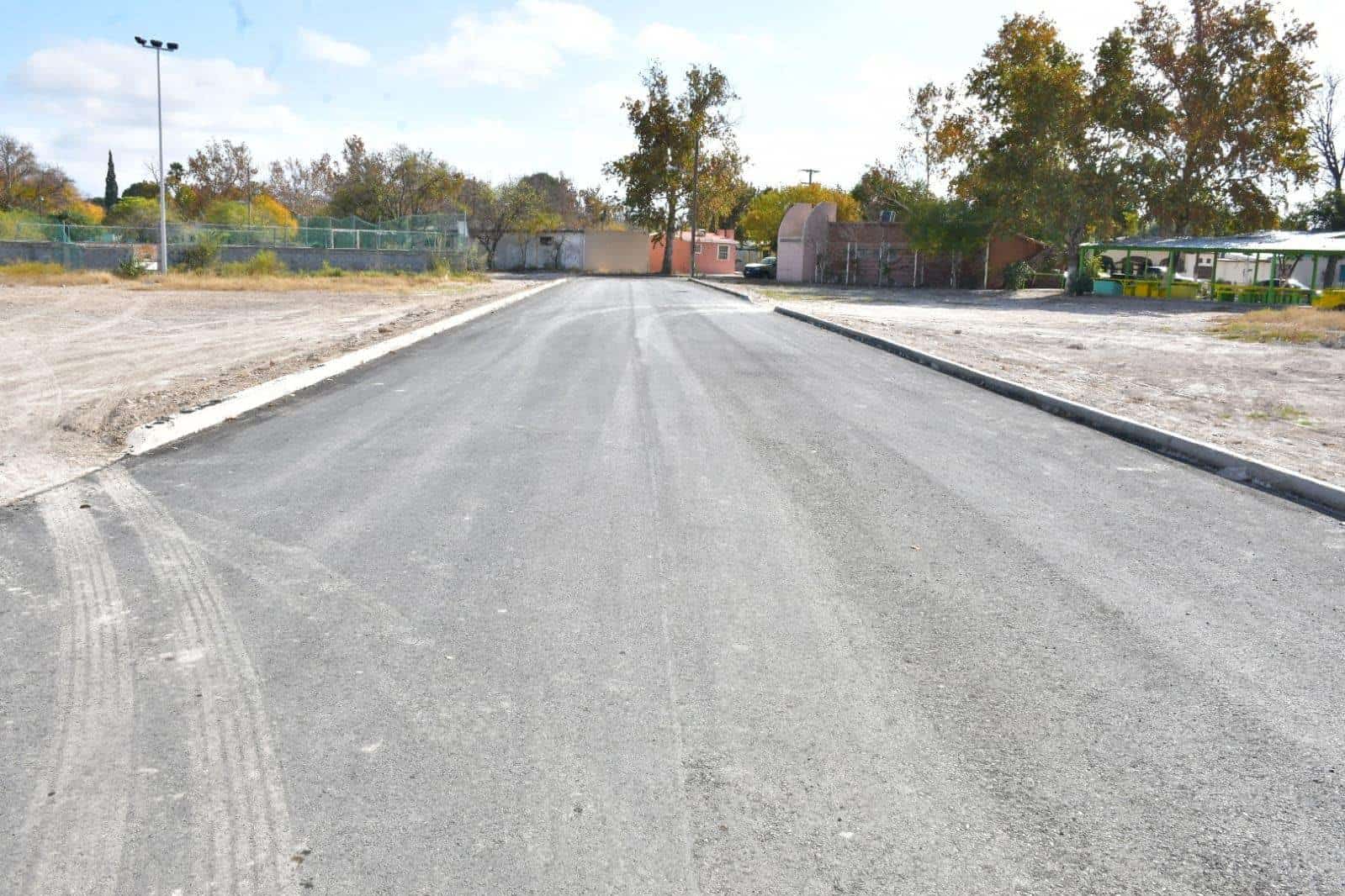 Entregan obras de pavimentación en diversos sectores de Nava