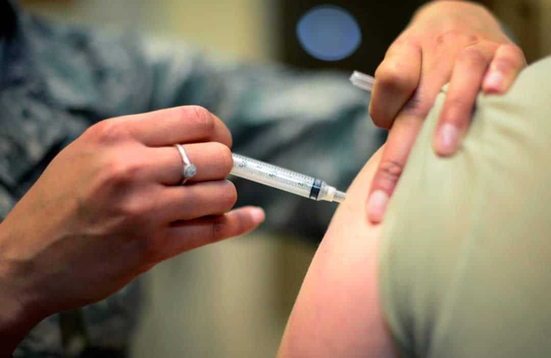 Avanza campaña de vacunación contra la influenza