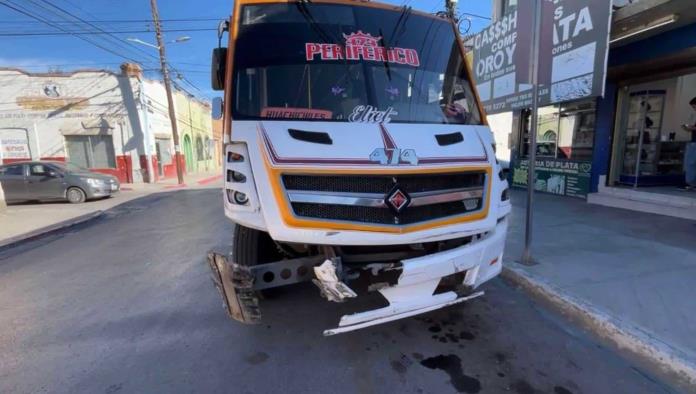 Provoca colisión chofer de ruta