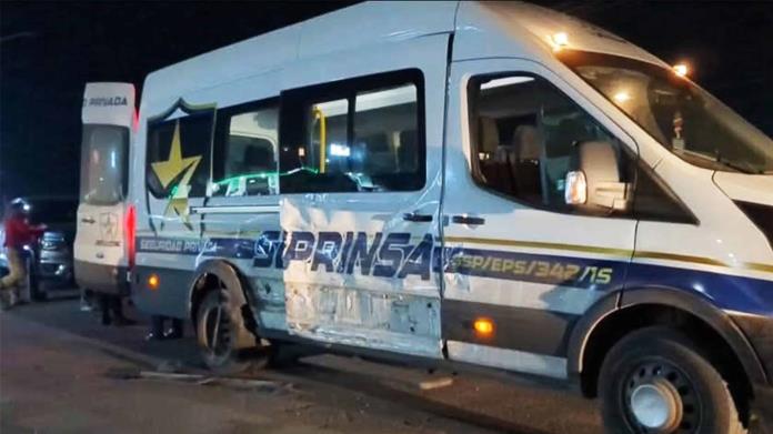 Conductora Texana Bajo Efectos del Alcohol Provoca Choque en Nava Conductora Texana Bajo Efectos del Alcohol Provoca Choque en Nava