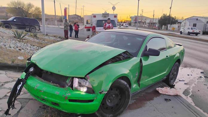 Gran Impacto en Carretera Presa de la Amistad Dejó Daños Materiales en Ciudad Acuña