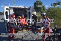 Manda a volar a motociclista