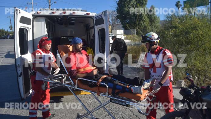 Manda a volar a motociclista