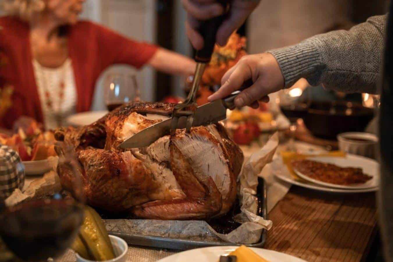 Algunas familias optan por comprar cenas ya preparadas.