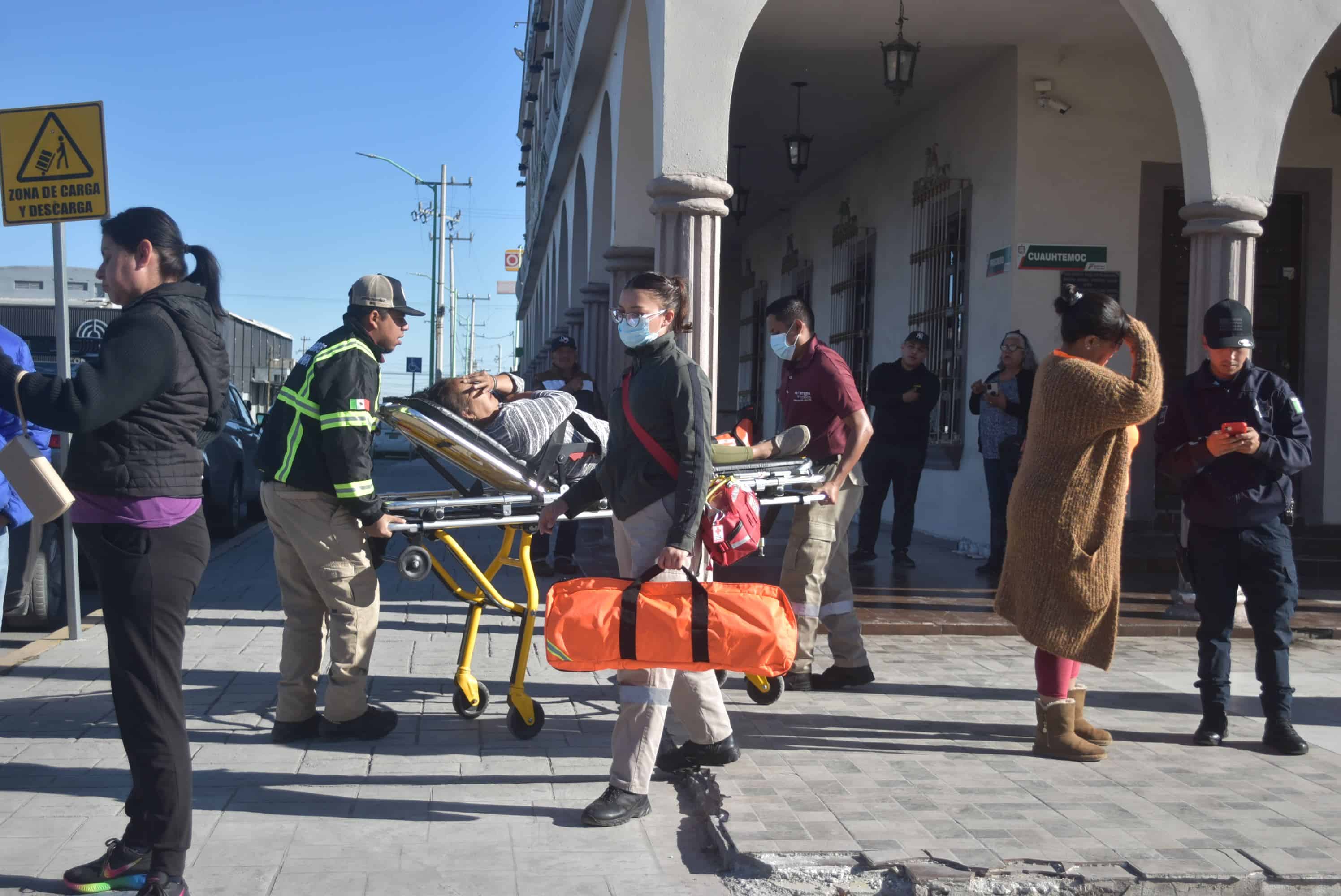 Causa accidente y lesiona a su tía