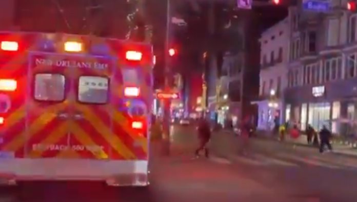 Tragedia en Nueva Orleans; Atropellamiento deja 10 fallecidos