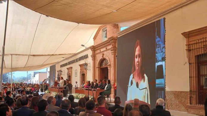 Lo mejor está por venir: Ana Karen Lo mejor está por venir: Ana Karen