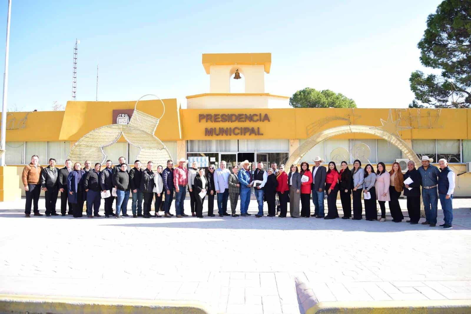 Main Camarillo Zertuche asume como alcalde de Morelos y promete transparencia