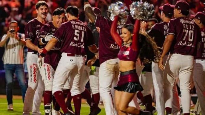 Tomateros vence a Venados con vibrante jonrón de Efrén Navarro Tomateros vence a Venados con vibrante jonrón de Efrén Navarro