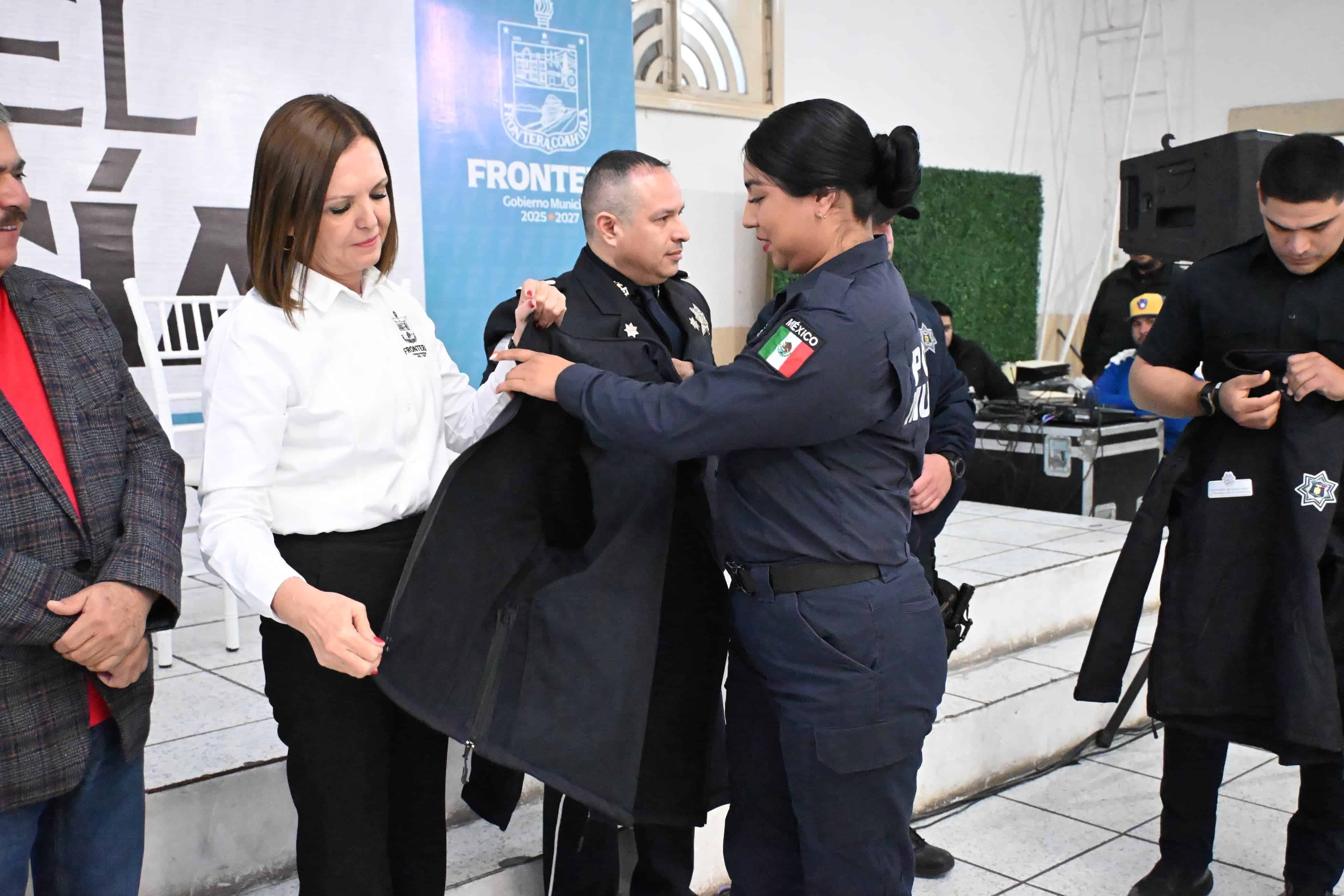 Frontera celebra el Día del Policía con reconocimientos y compromisos