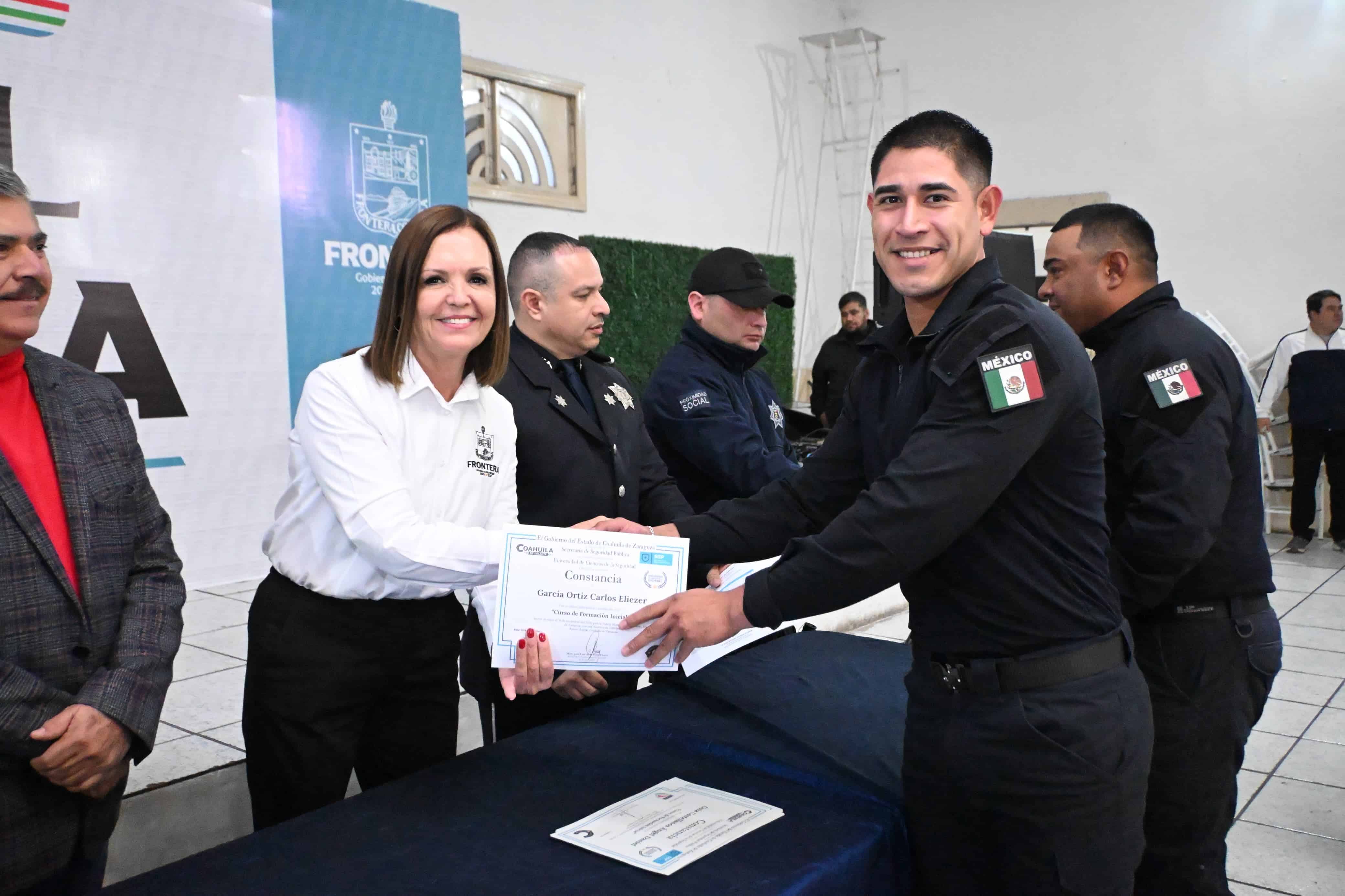 Frontera celebra el Día del Policía con reconocimientos y compromisos