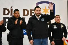 Vamos por la dignificación integral de la Policía: Carlos Villarreal