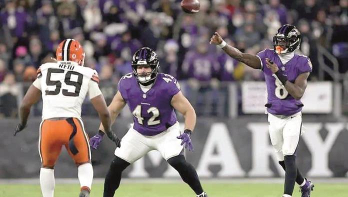 Baltimore lidera su división tras aplastar a Cleveland