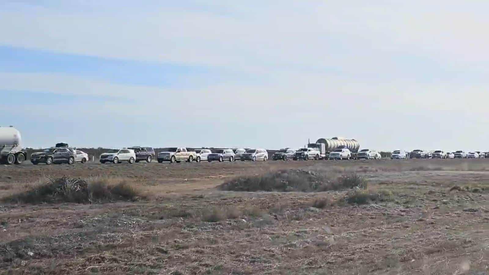 Fuerte regreso de paisanos satura la entrada a Piedras Negras