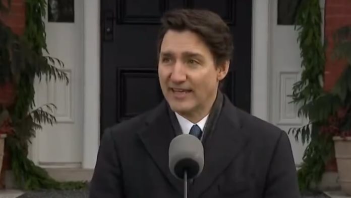 Primer Ministro de Canadá anuncia su renuncia