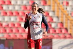 Golea Chivas femenil a Necaxa; alcanza Licha a Katy Martínez 