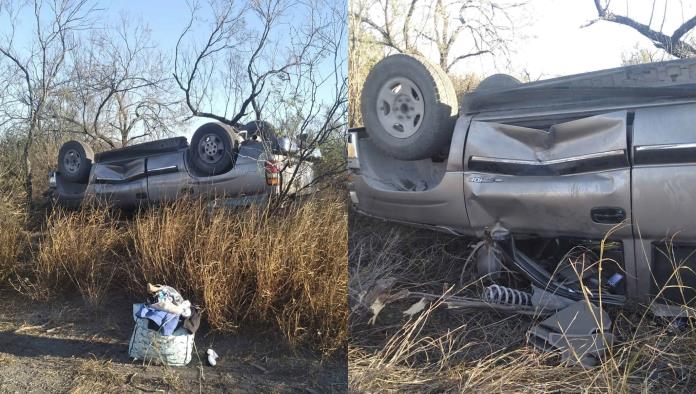 Se registra volcadura en la carretera Allende-Nueva Rosita 