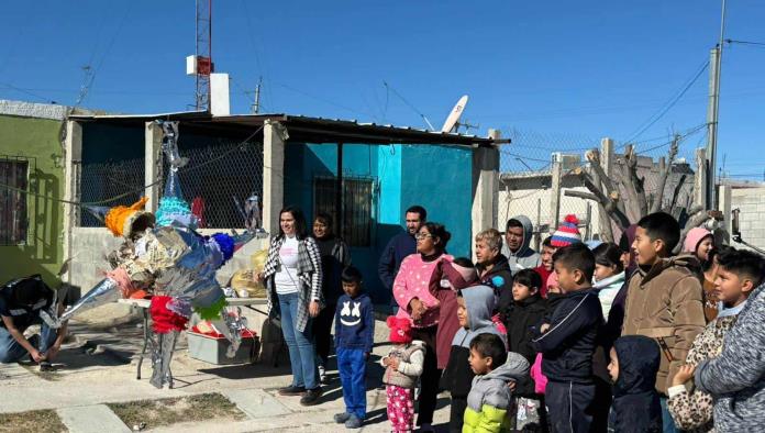 Celebran el Día de Reyes con alegría en Ciudad Acuña: Regalos y sorpresas para los niños