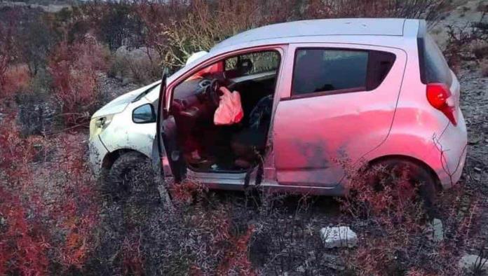 Accidente de Vehículo en Carretera 57 Deja Conductor con Lesiones Leves