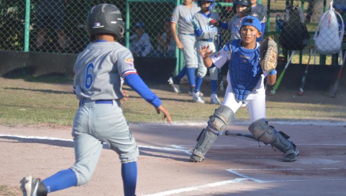 Acereros y Astros "B" comparten liderato