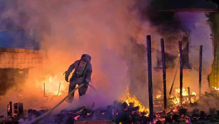 Se incendia casa por corto circuito