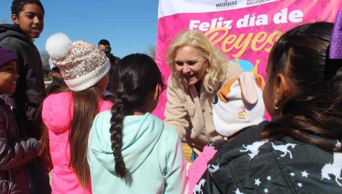 Ruta de los Reyes Magos lleva alegría a los niños de Múzquiz