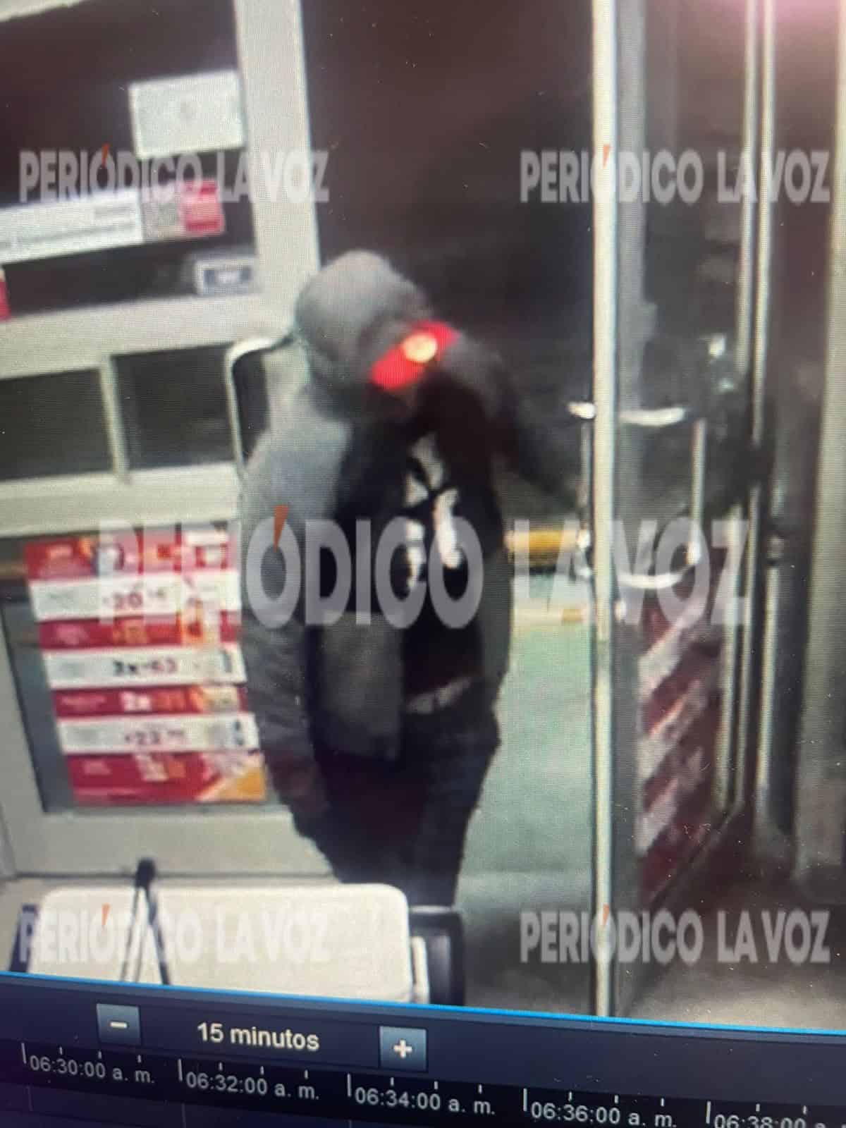 El robo se perpetro en una tienda de 24 horas, en la colonia José de las fuentes.